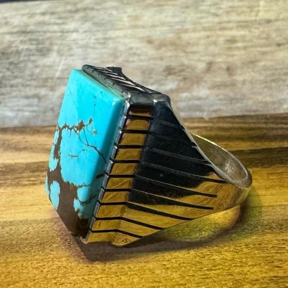 Men’s Turquiose and Sterling Silver ring. Size 12.5. - Picture 7 of 10